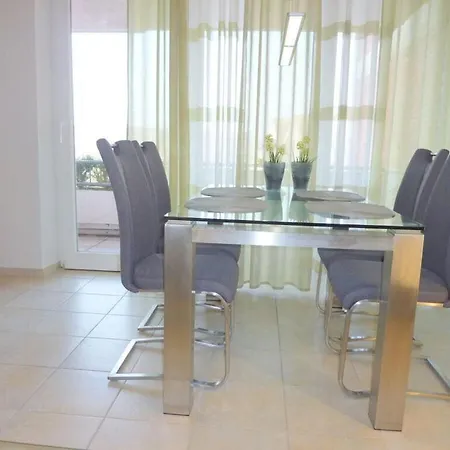 Casa de Férias Tenspolde Comfortable *