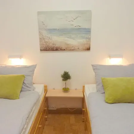 Semesterbostad Tenspolde Comfortable